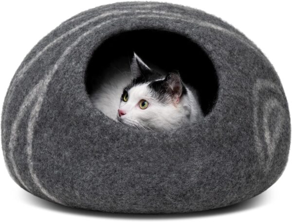 Cat bed